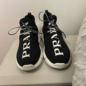 Women Prada sneakers. Never worn! Size 38